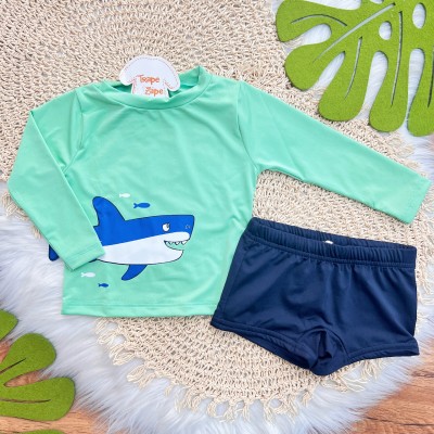 Linha Praia - Blusa com Proteção UV50 Tubarão+ e Sunga - Verde